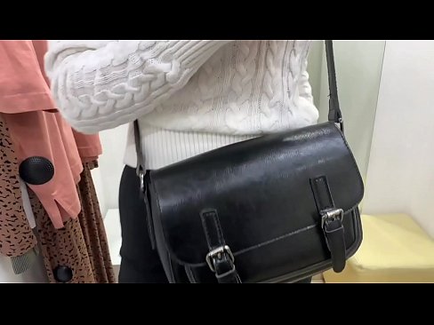 ❤️ ציבור מאַסטערביישאַן פון יונג הור פעראַלבעררי מיט אַ דילדאָ אין די פּאַסן צימער ❤️ סעקס ווידעא ביי yi.raceporn.ru