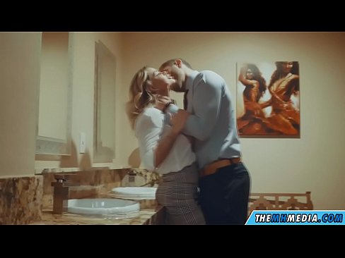 ❤️ ווען אַ באַסטי בלאָנדע סידוס איר אין אַ ציבור אָפּטריט ❤️ סעקס ווידעא ביי yi.raceporn.ru